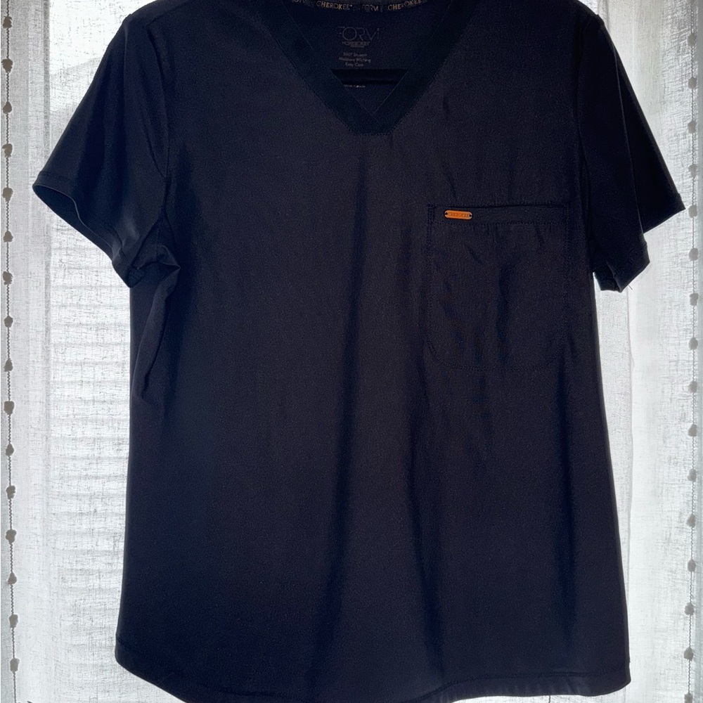 Women’s Form Cherokee scrub shirt
